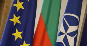 НАТО и ЕС поздравяват България с Националния празник