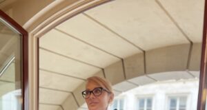 Една българска роза - част от блясъка на наградите "Грами", "Оскар", "Сезар" и кинофестивала в Кан