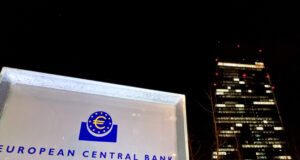 Инфлацията ще намалее, но несигурността около митата е по-голяма, отколкото през пандемията, заяви вицепрезидентът на ЕЦБ Луис де Гиндос