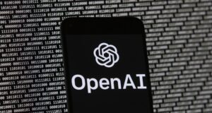 Испания предвижда огромни глоби за необозначаване на генерирано с изкуствен интелект съдържание