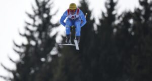 Италианецът Матиа Касе падна тежко по време на тренировка за спускане в Квитфиел