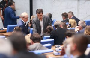 ОБНОВЕНА Новата стратегия на управляващите е "корупционен рай", коментира Кирил Петков от "Продължаваме промяната"