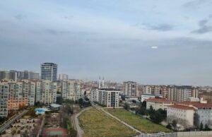 Кметът на истанбулската община Бейкоз бе отстранен от длъжност