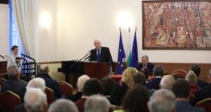 Не печелим, ако гледаме на историята само като на наука за миналото, каза проф. Трендафил Митев на творческата вечер за 75-тата му годишнина