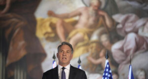 Новият австралийски бюджет ще ускори увеличаването на разходите за отбрана