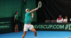 ОБНОВЕНА Димитър Кузманов ще играе на четвъртфиналите на сингъл на турнир по тенис от сериите "Чалънджър" в Гърция, отпадна на двойки