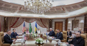 Очаква се екипи от САЩ и Украйна да разговарят днес в Саудитска Арабия за слагане на край на войната в Украйна