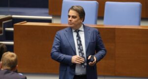 Асен Василев