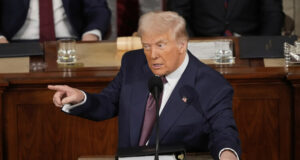 РАЗШИРЕНА 
                                                                                                В речта си в Конгреса Тръмп заяви, че Украйна е готова за преговори, а Русия – за мир