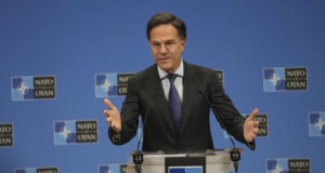 Рюте е поискал от Зеленски да оправи отношенията си с Тръмп