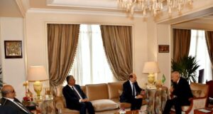 САБА: Йеменският външен министър обсъди с генералния секретар на Арабската лига общи действия за мир