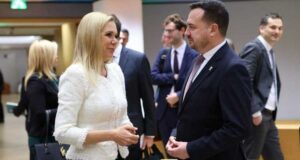 Създаването на по-динамичен пазар на услуги на ЕС изисква премахването на необоснованите административни бариери, каза зам.-министър Павлов