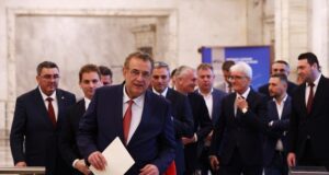 ДПС решава дали ще оттегли подкрепата си за кабинета