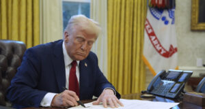 Тръмп обяви, че от 2 април въвежда мита върху селскостопанската продукция, която влиза в САЩ