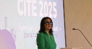 Туризмът има три важни елемента - емоциолен, икономически и общностен, каза програмен директор във Фондация "Aмерика за България"