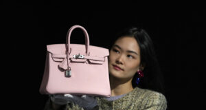 Формулата на "Ермес" да остане на гребена на вълната във времена на криза в луксозния сектор