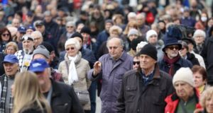 ХИНА: 21,7% от хърватите са били изложени на риск от бедност през 2024 г., според проучване на Хърватския статистически институт