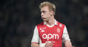 Хеттрик на Мика Биерет донесе победата на Монако над Реймс