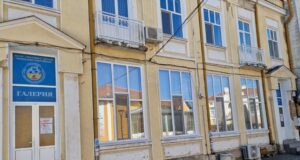 Художнички от Търговище подреждат изложба „Вдъхновения“ за Осми март