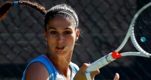 Шиникова отрази мачбол и се класира за четвъртфиналите на турнир по тенис в Египет с 12-ата си поредна победа