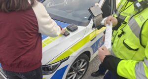 Шофьор с 34 невръчени електронни фиша на обща стойност 4600 лева е установен от полицията в Котел