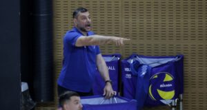 "Получи се феноменален мач", каза наставникът на Левски Николай Желязков