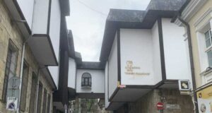 Благотворителна художествена изложба във Велико Търново ще събира средства за борба с репродуктивните проблеми