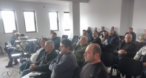 Близо 60 земеделски стопани от Троянско се включиха в информационна среща за директните плащания за земеделски стопани