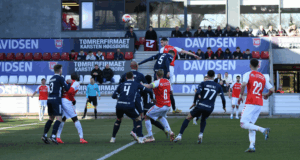 Българският защитник Стефан Велков донесе победата на Вейле в датското първенство с единствено попадение в мача