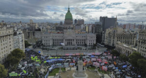 В Аржентина започна обща стачка срещу мерките за икономии на президента Хавиер Милей
