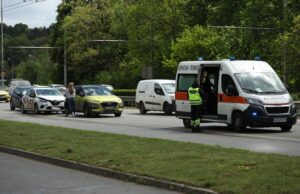 Верижна катастрофа затруднява движението по столичния бул. "Цариградско шосе"
