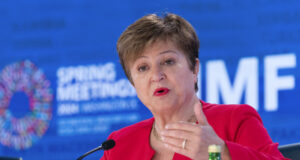 Въпреки опасенията, свързани с налаганите от Тръмп мита, засега не се задава рецесия, заяви Кристалина Георгиева