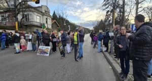 Жители на столичния квартал "Княжево" отново протестират с искане да се спазва ограничението на скоростта по бул. ,,Цар Борис III”