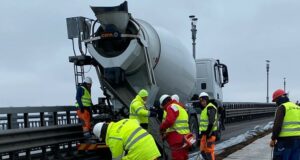 Заради ремонт през ГКПП „Станке Лисичково“ може да се преминава през ограничен брой трасета, продължава и ремонтът на Дунав мост