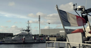 Зелена стартъп компания превозва туристи с платноходки през Ламанша