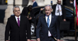 Израелският премиер Бенямин Нетанхяу и унгарският му колега Виктор Орбан