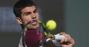 Карлос Алкарас стартира с победа сезона на клей