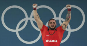 Карлос Насар