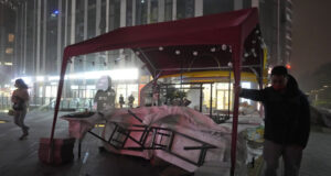 Китай подновява оранжевата тревога за силни бури