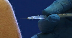 Китай публикува бяла книга за предотвратяването, контрола и проследяването на произхода на КОВИД-19