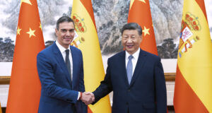 Китайският президент се срещна с испанския премиер в Пекин тази сутрин