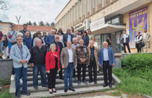 Клубът на хумориста "Жарава" в Кубрат за осемнайсети път даде възможност на всички смешни хора да покажат какво могат, каза Весел Цанков
