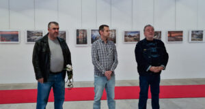 Красотата на Рила и Пирин и на град Самоков показва в изложба фотографът Георги Големинов