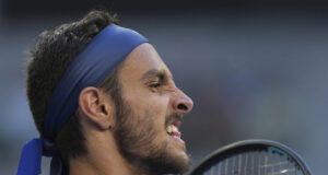 Лоренцо Музети отстрани Алекс де Минор и се класира за финала на турнира по тенис от сериите "Мастърс 1000" в Монте Карло