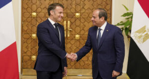 Макрон осъди атаките срещу хуманитарни работници в Газа по време на среща с Червения полумесец