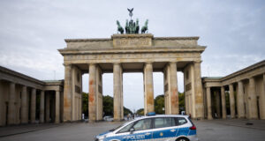 Масирано полицейско присъствие след двойно убийство в Германия