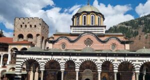 Мирът е най-важната тема за всички нас, каза пред БТА Адрианополският епископ Евлогий