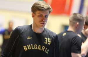 Националът Иван Алипиев беше най-резултатен при победа на баскетболния Стяуа