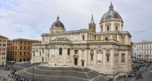 Не секна потокът от посетители на гроба на папа Франциск в Рим, докато 200 000 младежи отбелязаха края на Юбилея на юношите във Ватикана