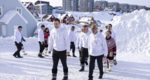 Новият премиер на Гренландия пристига на първото си посещение в Дания
